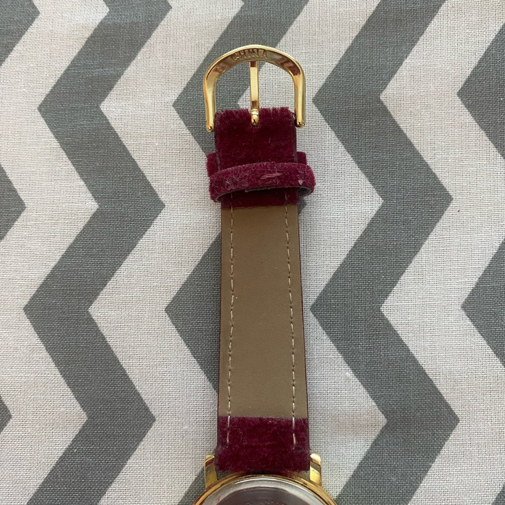 CHRISTMAS WATCH - Picture 5 of 5